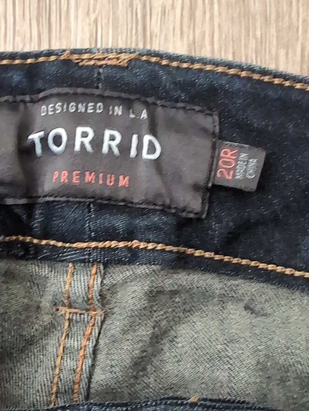 Torrid Denim Jegging - Picture 3 of 9
